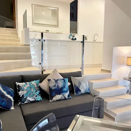 Apartamento Capistrano Playa, Modern Within Walking Distance To Burriana