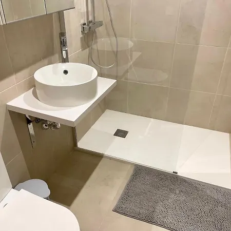Capistrano Playa, Modern Within Walking Distance To Burriana Apartamento *
